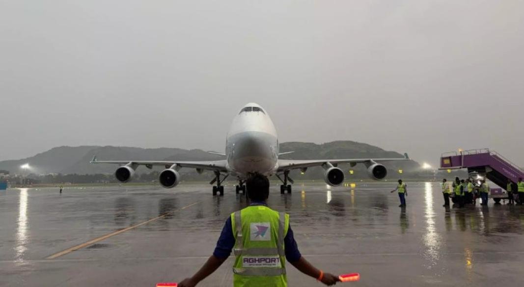Cargo Airlines Flag Operational Delays at NMIA